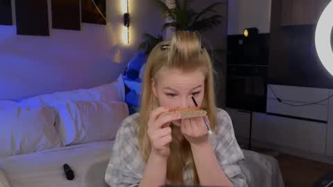 emily shepard online show from 16, 4, 2026