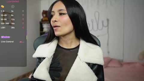 emily_smitt online show from 25, 2, 2025