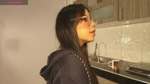 Snapshot of emily_sweett12 chatting on 6, 6, 2026 Emily online show from 6, 6, 2026