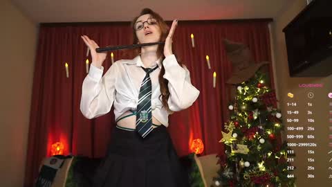 Lia online show from 5, 1, 2025