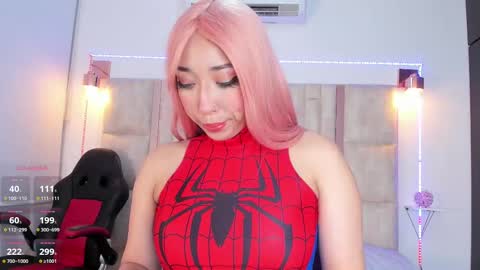 emily_walker4 online show from 8, 10, 2025