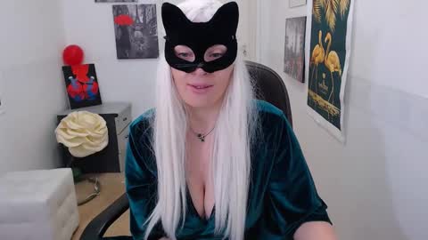 Emily online show from 13, 2, 2025