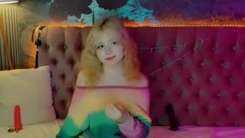 Snapshot of emilyangels chatting on 22, 6, 2026 Baby Emelli online show from 22, 6, 2026