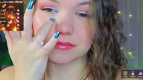 artist Emily online show from 29, 12, 2024