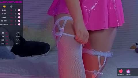 artist Emily online show from 24, 2, 2025