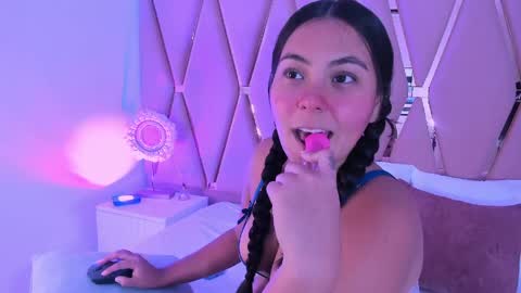 Emily online show from 28, 4, 2026