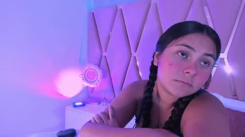 Emily online show from 28, 4, 2026