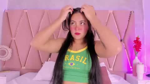 Snapshot of emilyblack_1 chatting on 20, 6, 2026 Emily online show from 20, 6, 2026