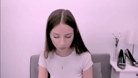 EmilyCharming online show from 4, 5, 2026