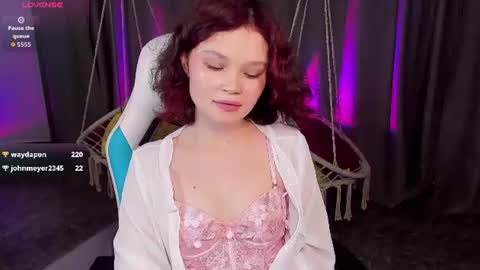 Emilyhaves online show from 28, 7, 2026