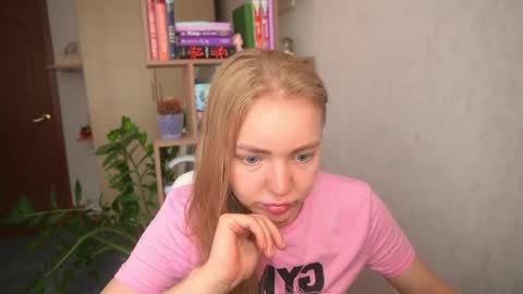 Snapshot of emilyemmi chatting on 20, 7, 2026 Emilyemmi online show from 20, 7, 2026