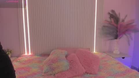 EMILY online show from 30, 11, 2025