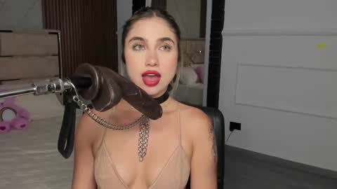 Emily Hendrix online show from 19, 2, 2025