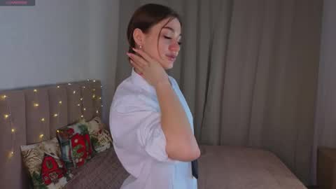 Emi online show from 19, 4, 2026