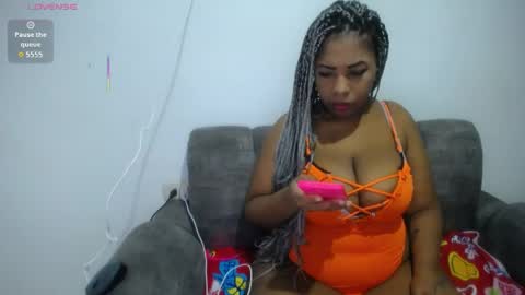 Emilyhines online show from 24, 4, 2026