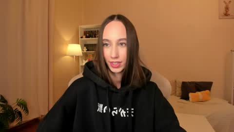 Snapshot of emilyhoston chatting on 14, 5, 2026 Alina online show from 14, 5, 2026