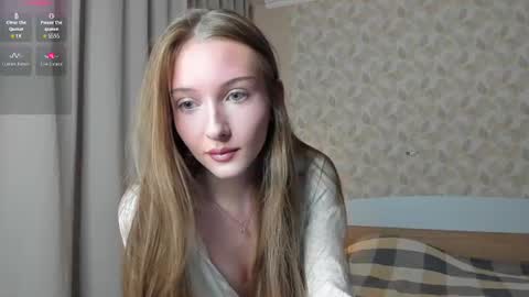 Emy and Angie online show from 21, 6, 2026