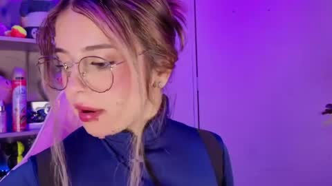 VALEEEN online show from 2, 4, 2026