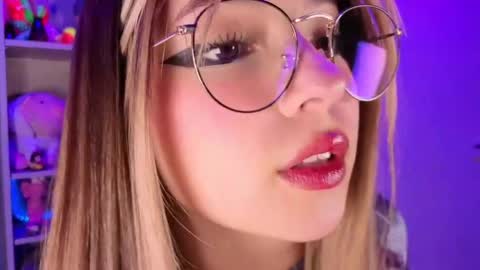 VALEEEN online show from 21, 4, 2026