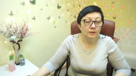 Emily online show from 26, 4, 2026