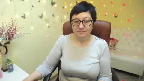 Emily online show from 28, 4, 2026