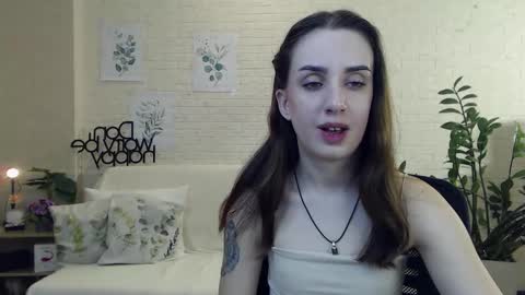 Emyli online show from 5, 1, 2025