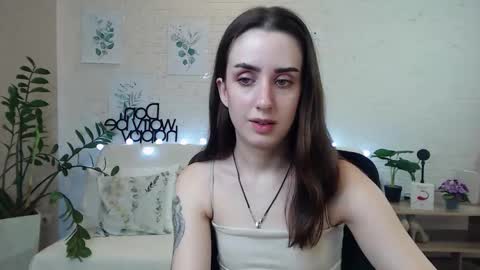 Emyli online show from 10, 1, 2025