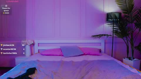 Emily online show from 27, 4, 2026