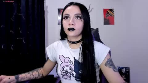  Emily Support me to have 100 likes plx online show from 9, 7, 2026