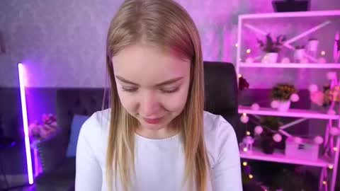  MY NAME IS Emily WELCOME EVERYONE I WILL BE HAPPY TO GIVE YOU WHAT YOU HAVE DREAMED OF FOR SO LONG online show from 2, 10, 2025