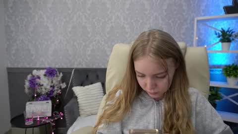  MY NAME IS Emily WELCOME EVERYONE I WILL BE HAPPY TO GIVE YOU WHAT YOU HAVE DREAMED OF FOR SO LONG online show from 24, 11, 2025