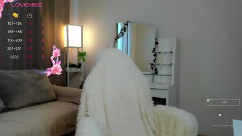 Snapshot of emilytrase chatting on 8, 6, 2026 Betty online show from 8, 6, 2026