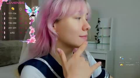Snapshot of emilytrase chatting on 11, 6, 2026 Betty online show from 11, 6, 2026