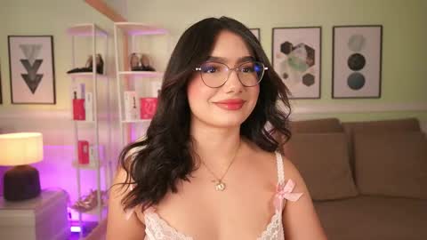 Emily Turner  online show from 22, 4, 2026