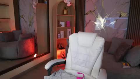 Emily Turner  online show from 3, 6, 2026