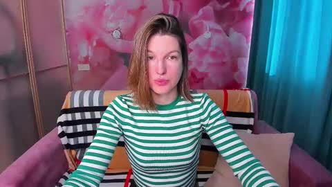 EmilyWalkers online show from 25, 2, 2025