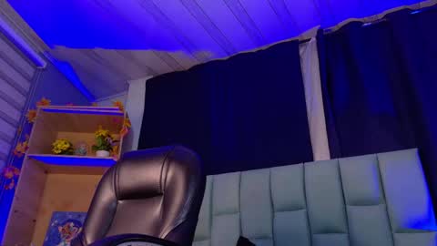 Emily  online show from 22, 4, 2026