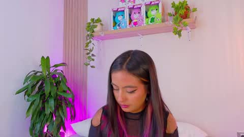Emily Bank online show from 23, 4, 2026