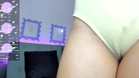 emilyy_kim online show from 9, 3, 2025