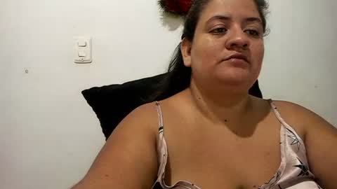 Jhoanna  online show from 15, 6, 2026
