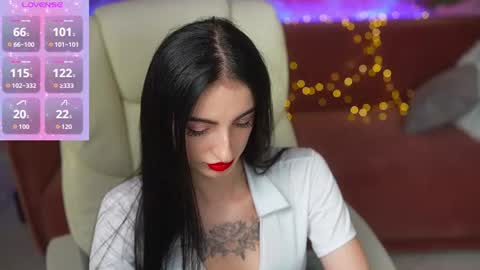 emilyymoon online show from 19, 6, 2026