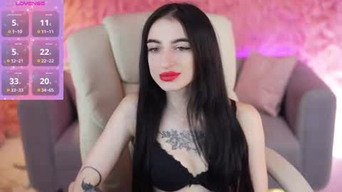 emilyymoon online show from 21, 6, 2026