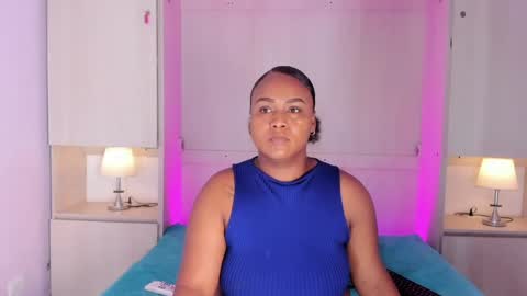 Snapshot of emilyystuart chatting on 2, 6, 2026 Emily online show from 2, 6, 2026