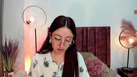 Emilyy Watson online show from 7, 2, 2025