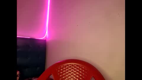 L i a    time online 7am - 1pm Gtm-5  online show from 1, 2, 2026