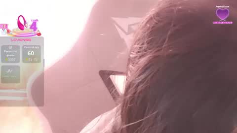 Snapshot of emitaa17228 chatting on 15, 6, 2026 emma online show from 15, 6, 2026
