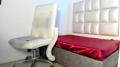 emma__js_ online show from 15, 1, 2026