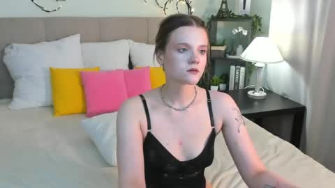emma__peach online show from 25, 4, 2026