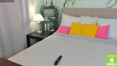 Snapshot of emma__peach chatting on 25, 6, 2026 emma__peach online show from 25, 6, 2026