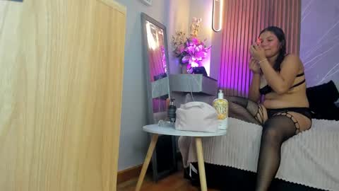 emma__rose1 online show from 15, 9, 2025